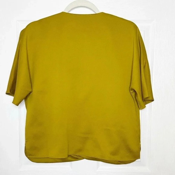 FRENCH CONNECTION Size 8 Alessia Satin Citron Wrap Top Short Sleeve - Picture 6 of 6